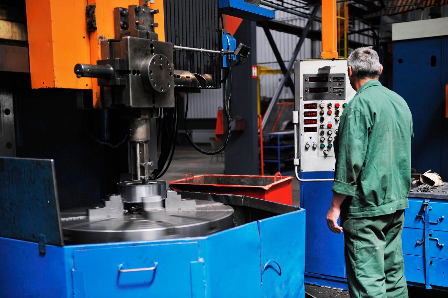 Custom Metal Fabrication & Advanced Machining Services